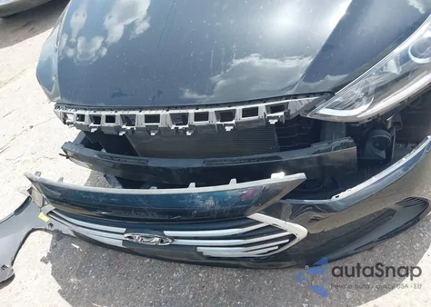 2018 Hyundai Elantra Sel из США, поврежденный, VIN 5NPD84LF8JH393543